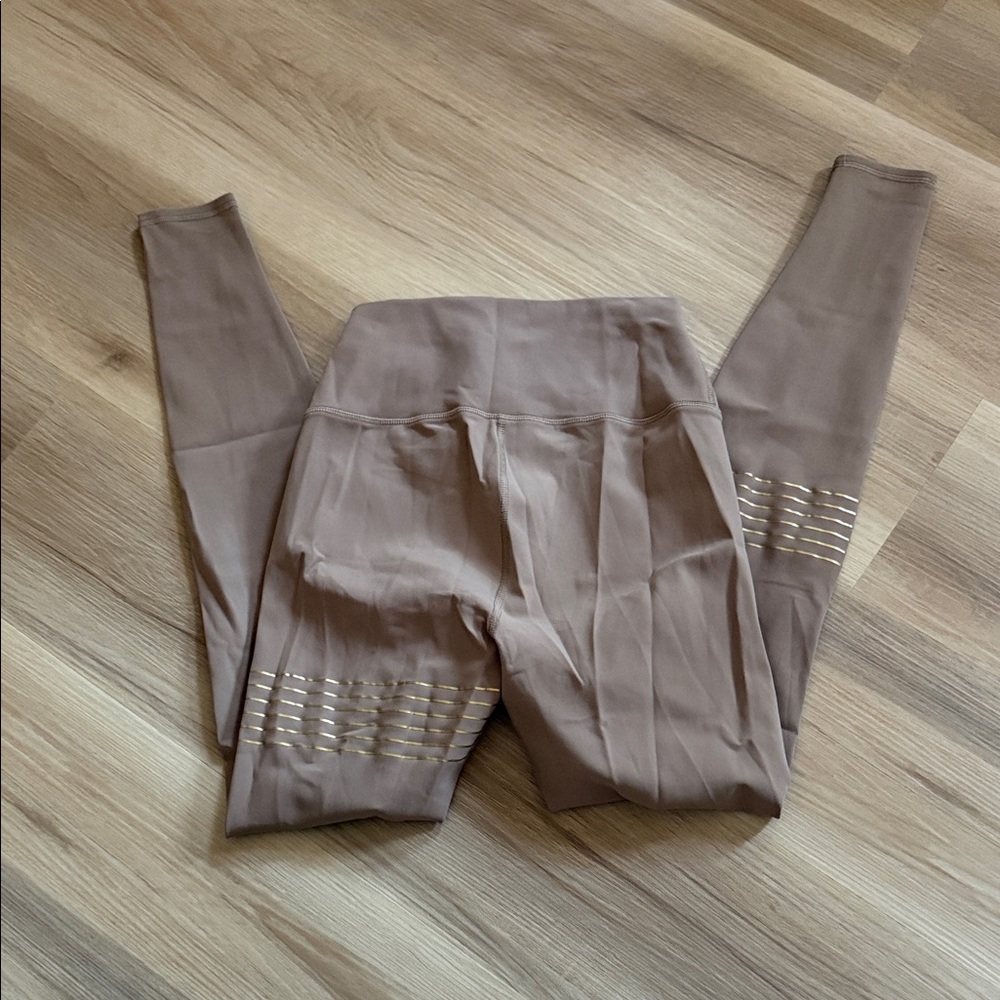 ALO Yoga Taupe Leggings - Picture 3 of 3